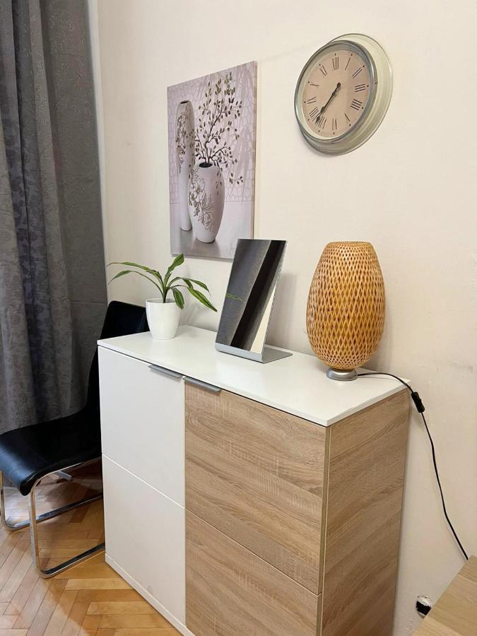 Modern Apartment Krakovska Prague Ngoại thất bức ảnh