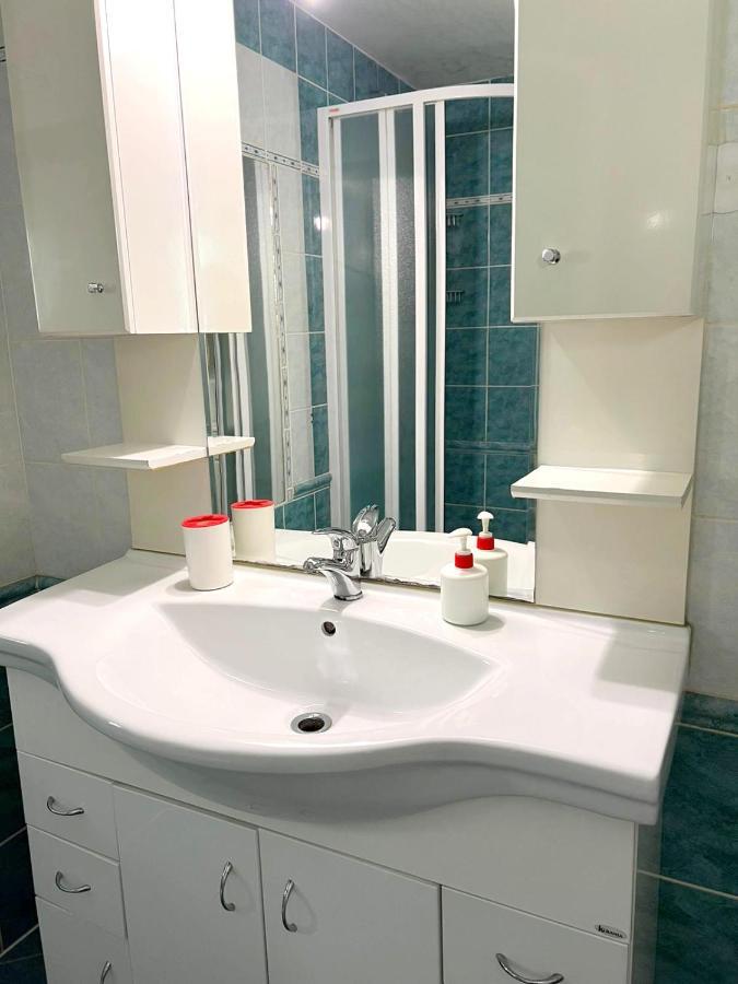 Modern Apartment Krakovska Prague Ngoại thất bức ảnh